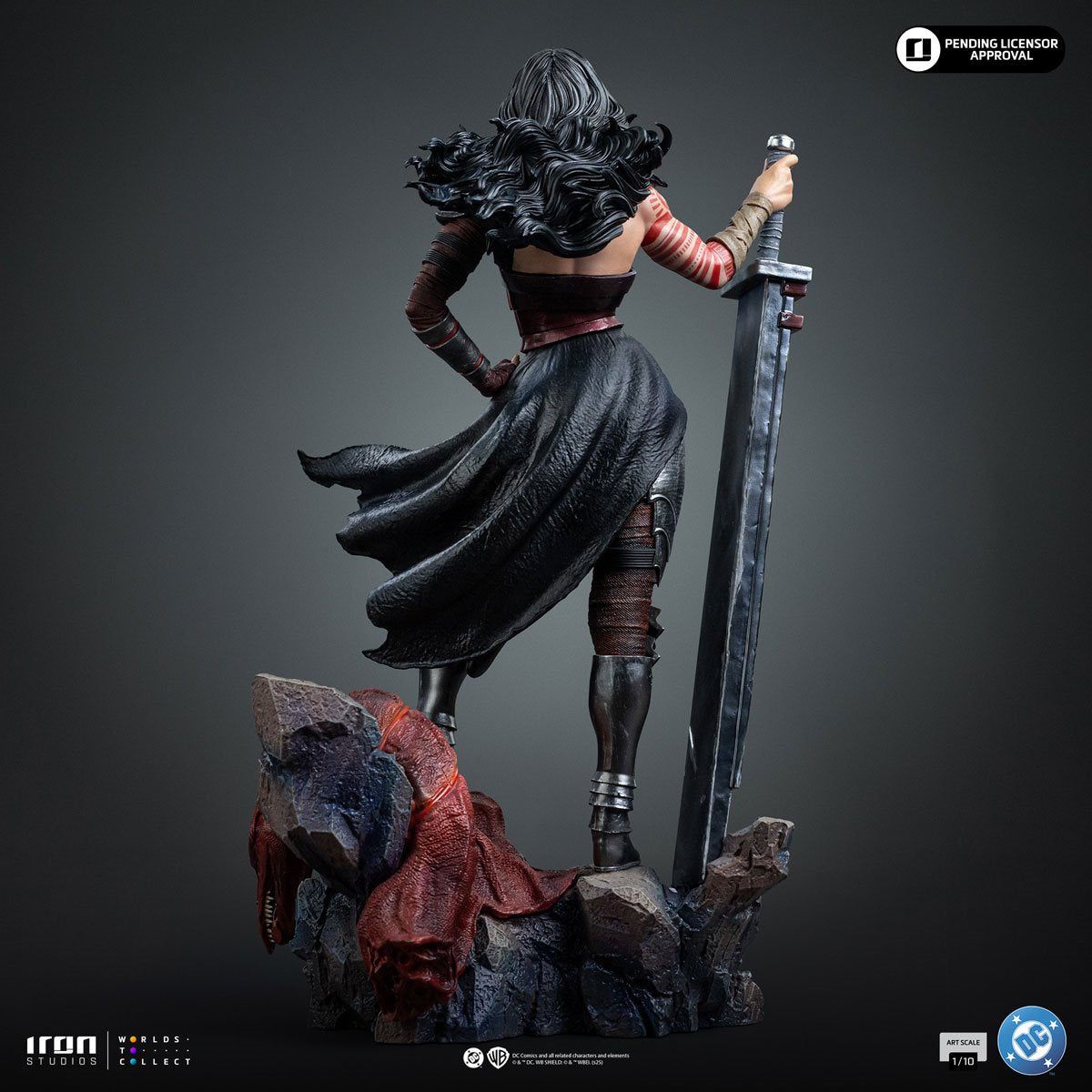 Absolute Wonder Woman DC Comics 1:10 Art Scale Limited Edition Statue - Image 9