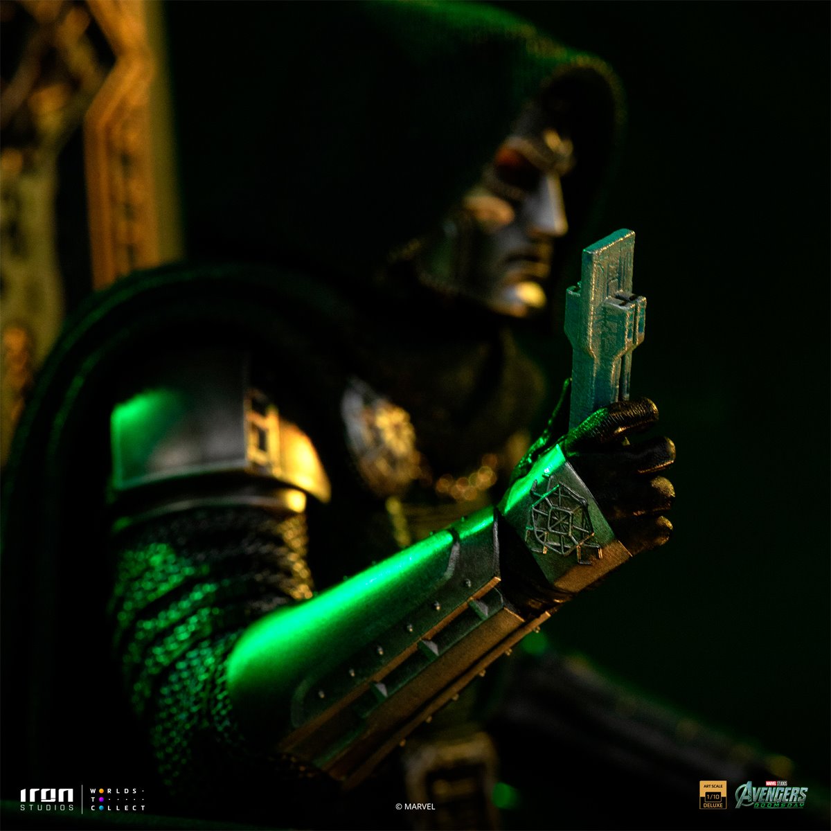 Avengers: Doomsday Doctor Doom on Throne 1:10 Art Scale Limited Edition Statue - Image 9