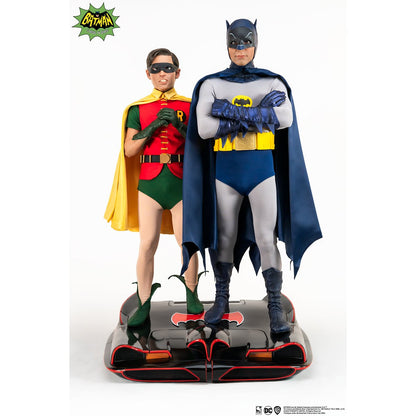Batman 1966 Classic TV Series Batman and Robin 1:4 Scale Resin Statue - Image 2
