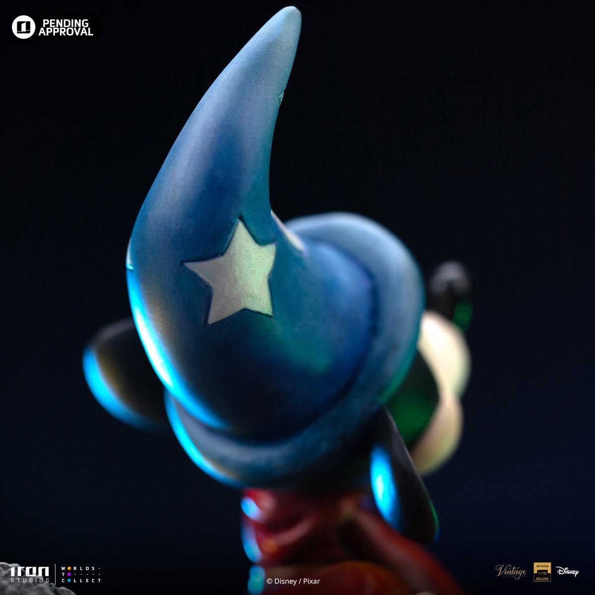 Fantasia Sorcerer Mickey 1:10 Deluxe Art Scale Limited Edition Statue - Image 8