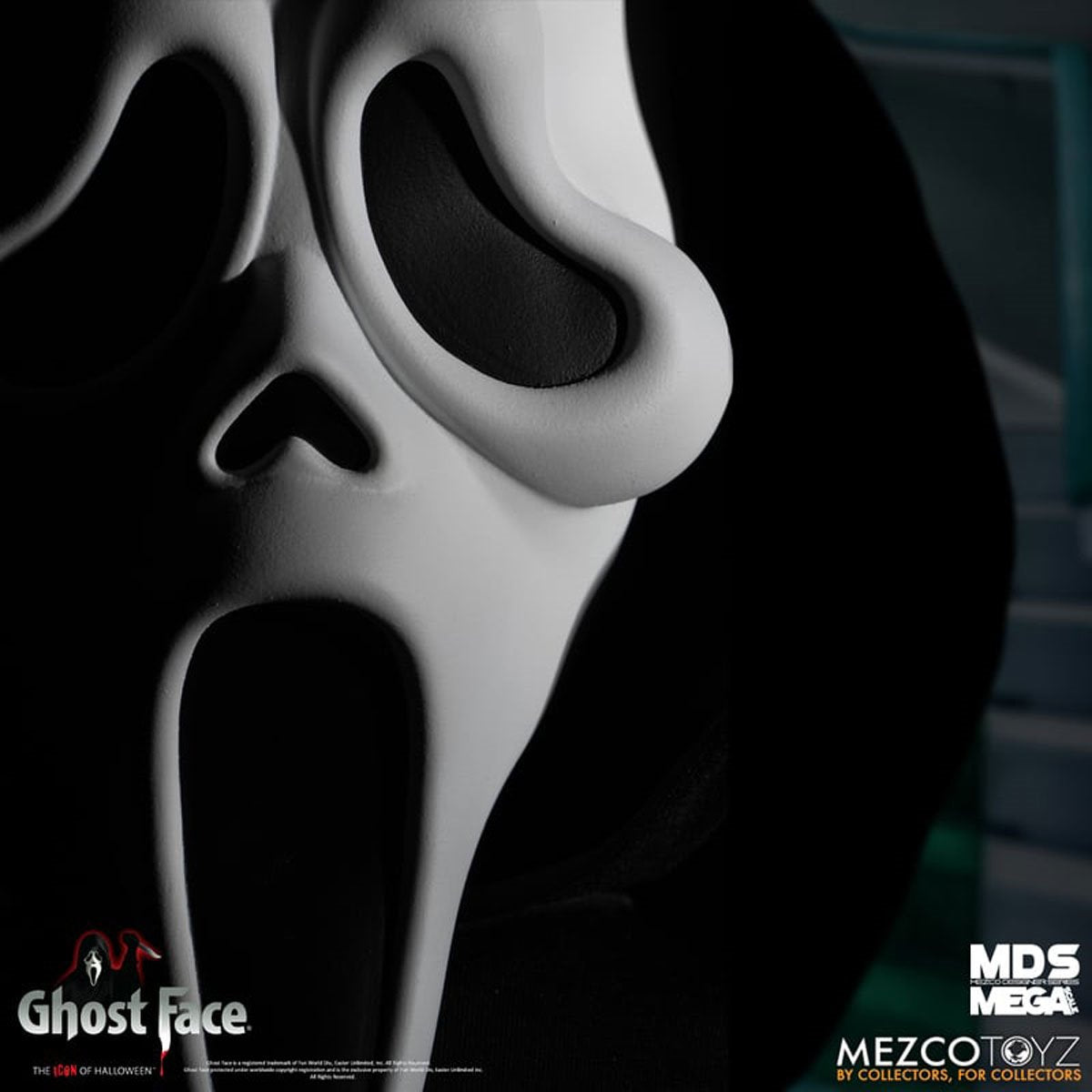 Ghost Face Mezco Designer Series Mega Scale 15-Inch Doll - ReRun - Image 7