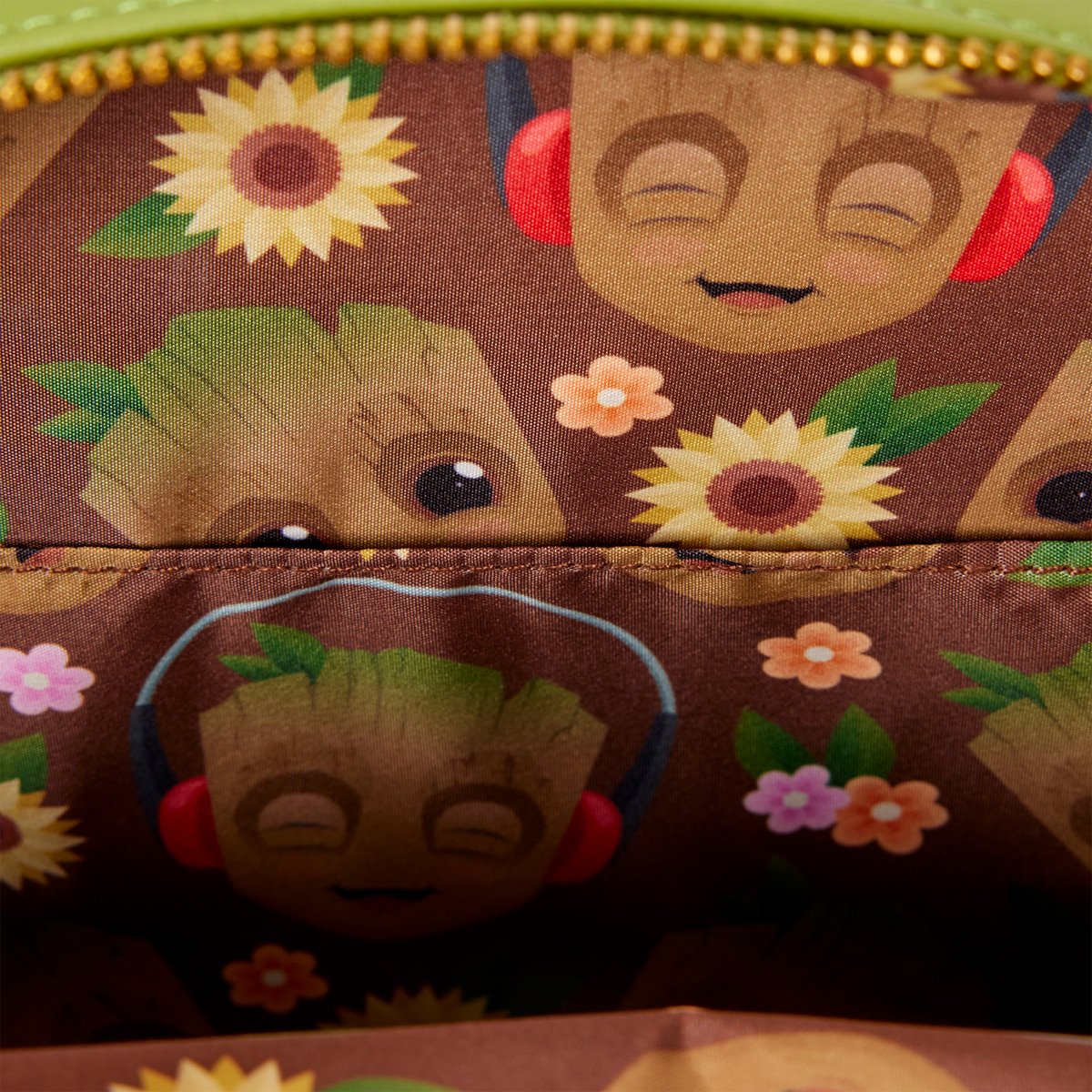 Guardians of the Galaxy Groot Floral Figural Crossbody Bag - Image 5