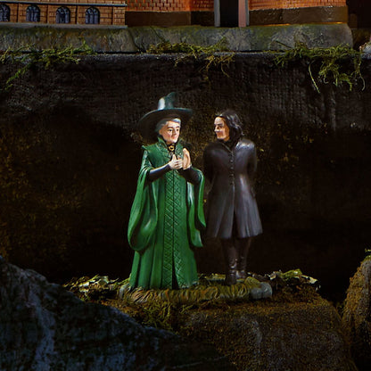 Harry Potter Village Snape and McGonagall Statue - Image 2
