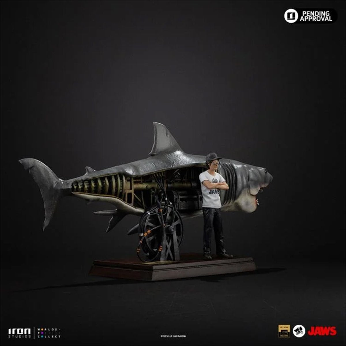 Jaws 50th Anniversary Steven Spielberg Deluxe 1:10 Art Scale Limited Edition Statue - Image 3