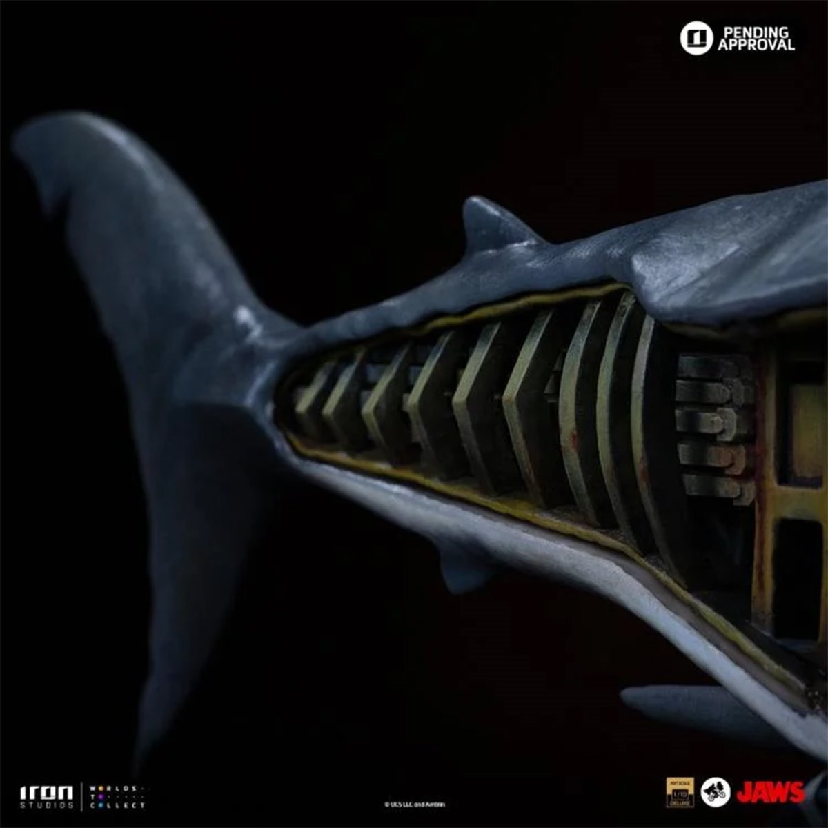Jaws 50th Anniversary Steven Spielberg Deluxe 1:10 Art Scale Limited Edition Statue - Image 9