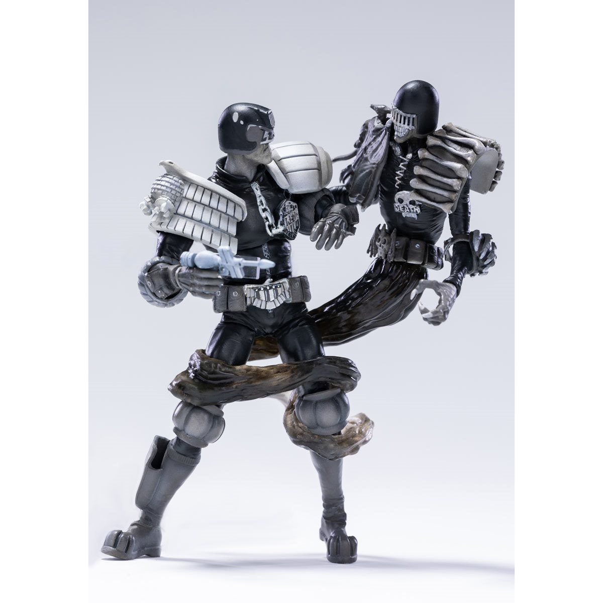 Judge Dredd vs. Death Black and White Exquisite Mini Series 1:18 Scale Action Figure 2-Pack - Image 2