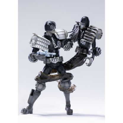 Judge Dredd vs. Death Black and White Exquisite Mini Series 1:18 Scale Action Figure 2-Pack - Image 2