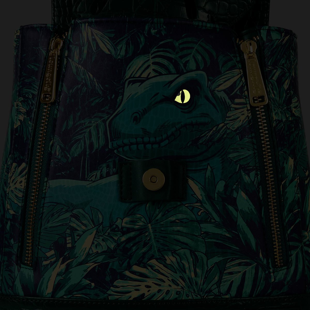 Jurassic World Jungle Glow-in-the-Dark Mini-Backpack - Image 3