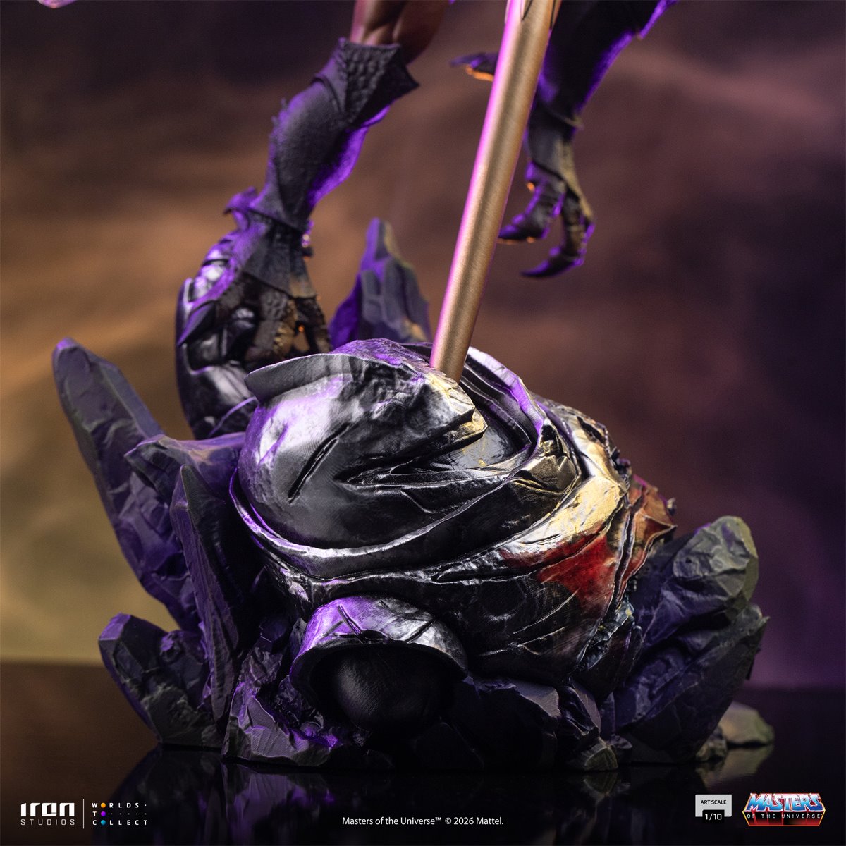 Masters of the Universe Buzz-Off 1:10 Art Scale Limited Edition Statue - Image 6