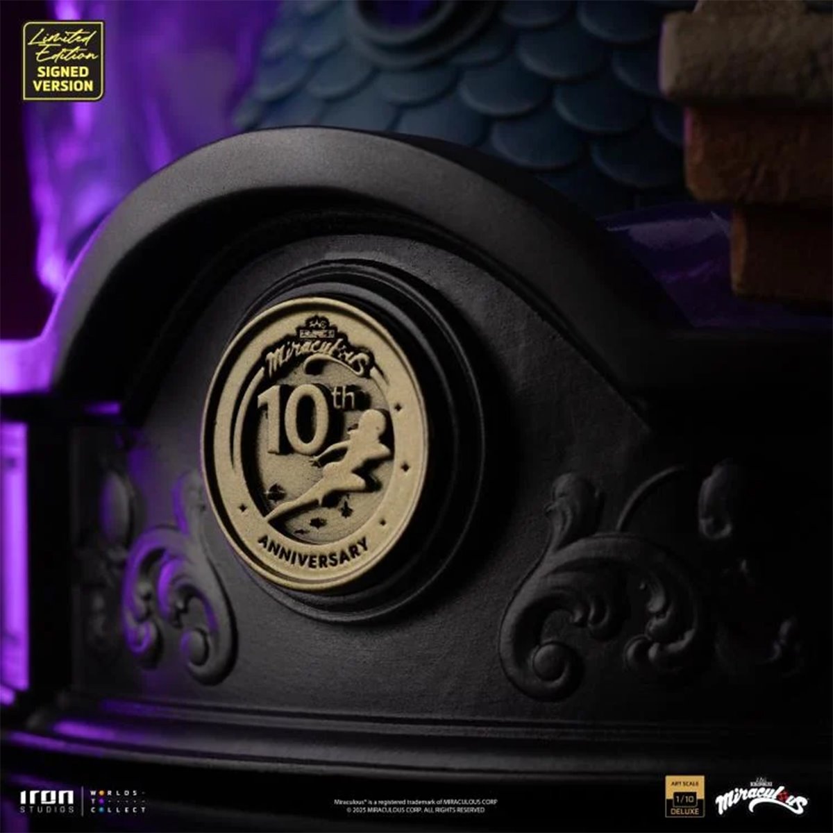Miraculous Ladybug And Cat Noir 10th Anniversary Signed Edition 1:10 Deluxe Art Scale Limited Edition Statue - Image 8