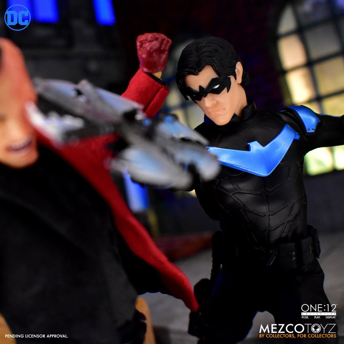 Nightwing One:12 Collective Action Figure - Image 6