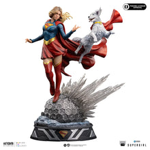 Supergirl Movie Supergirl & Krypto 1:10 Art Scale Limited Edition Statue