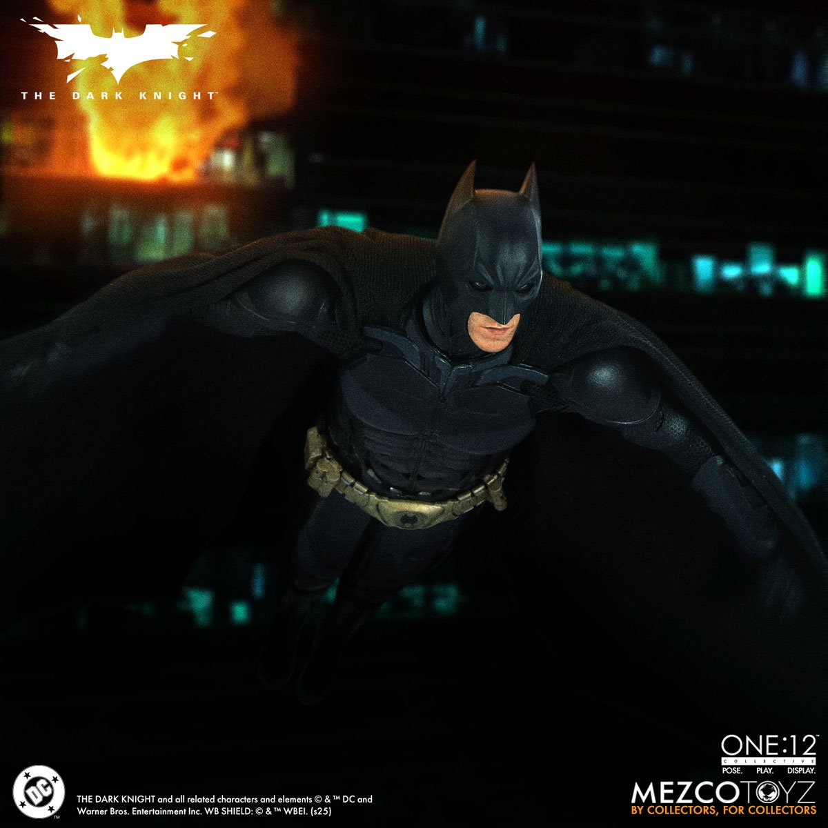 The Dark Knight Batman One:12 Collective Action Figure - Image 4
