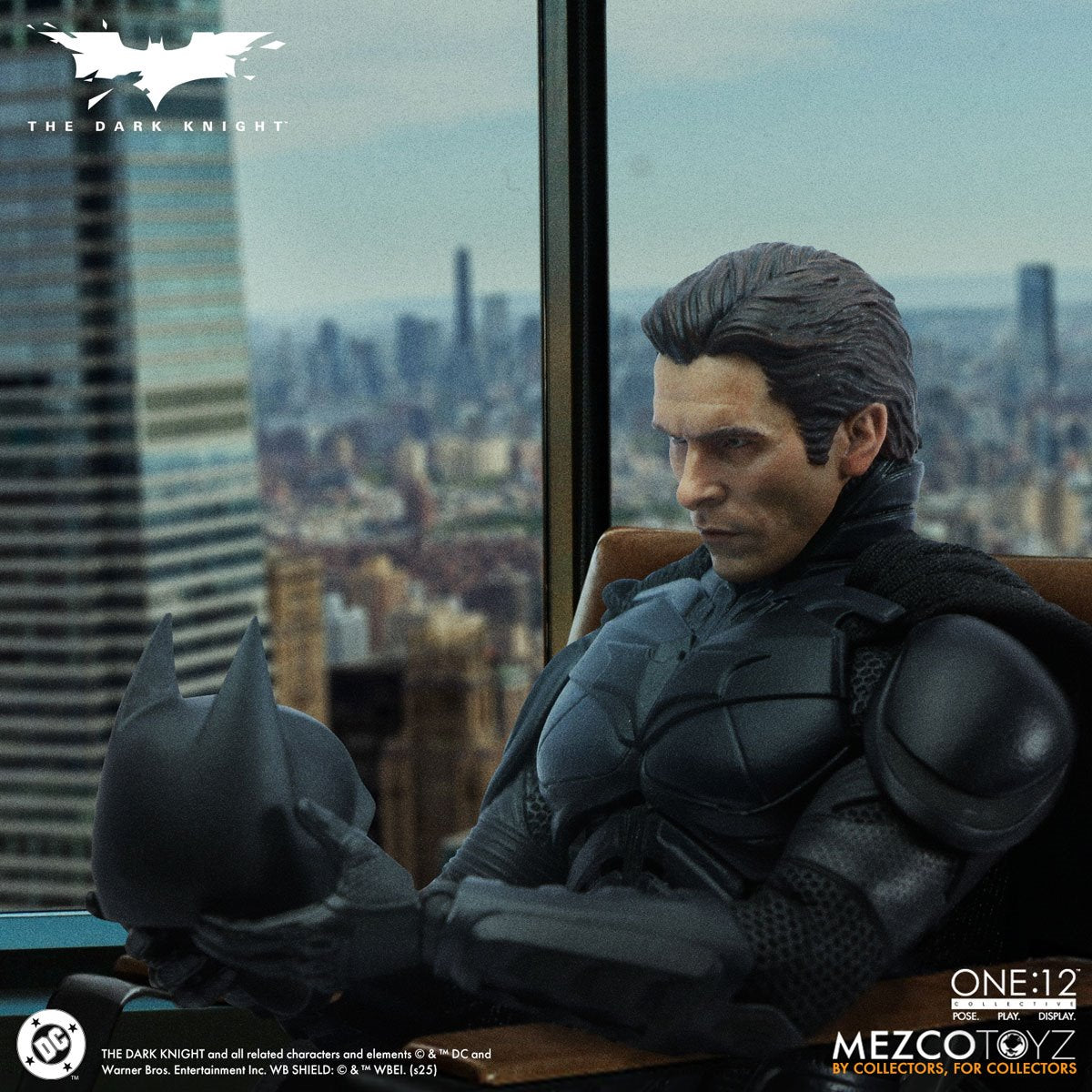 The Dark Knight Batman One:12 Collective Action Figure - Image 8