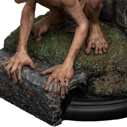 The Lord of the Rings Gollum Guide to Mordor Mini Statue - Image 5