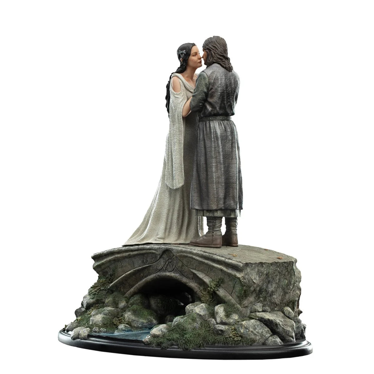 The Lord of the Rings Trilogy Aragorn and Arwen Miniature Statue