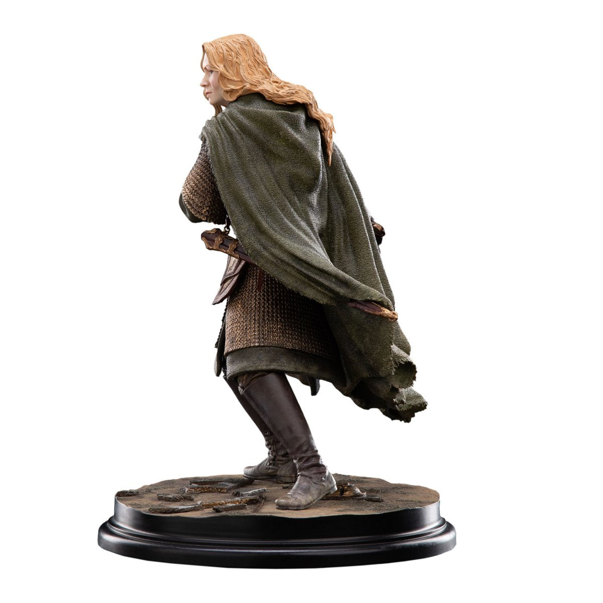 The Lord of the Rings Trilogy Eowyn Shieldmaiden of Rohan Classic Series 1:6 Scale Statue - Image 7