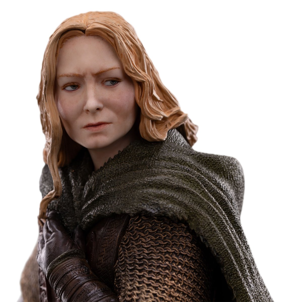The Lord of the Rings Trilogy Eowyn Shieldmaiden of Rohan Classic Series 1:6 Scale Statue - Image 8