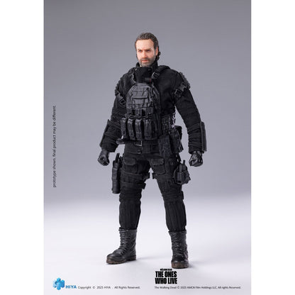The Walking Dead: The Ones Who Live Rick Grimes Exquisite Super Series 1:12 Scale Action Figure - Image 3