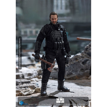 The Walking Dead: The Ones Who Live Rick Grimes Exquisite Super Series 1:12 Scale Action Figure - Image 6