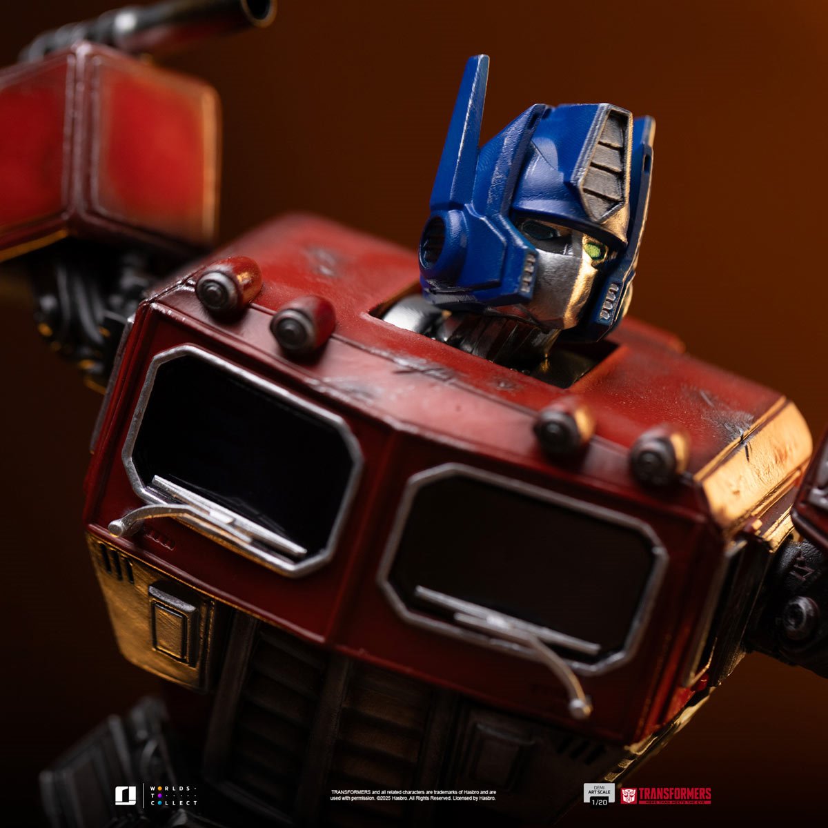 Transformers Optimus Prime 1:20 Demi Art Scale Limited Edition Statue - Image 8