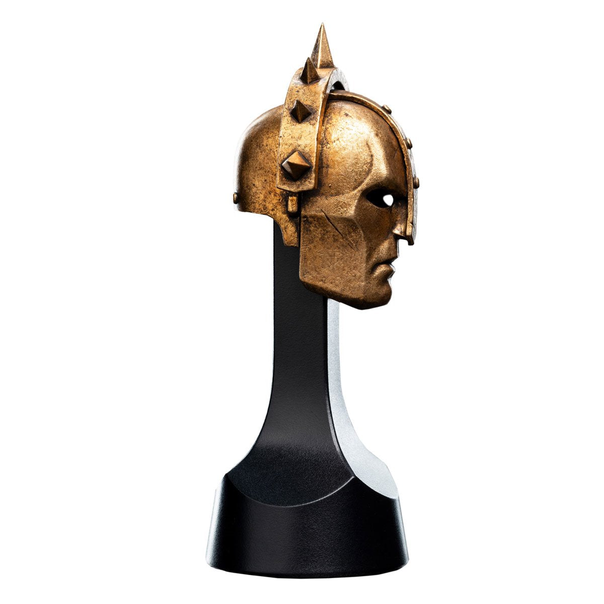 Warhammer: Age of Sigmar Stormcast Eternal Liberator Miniature Helmet Statue - Image 3