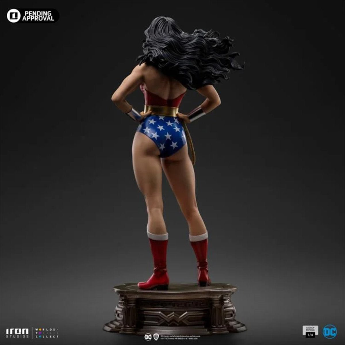 Wonder Woman DC Comics Trinity Legacy Replica 1:4 Scale Limited Edition Statue - Image 5